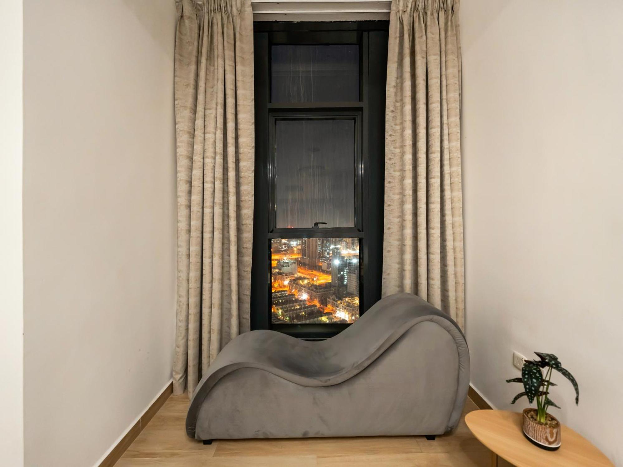 1 Bedroom Five Jvc View Dubai